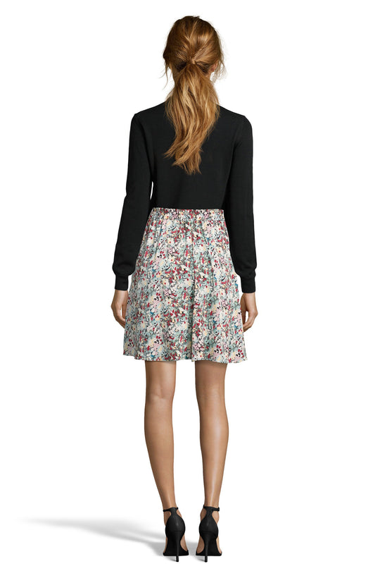 The Above the Knee Skirt | Taramo Toast