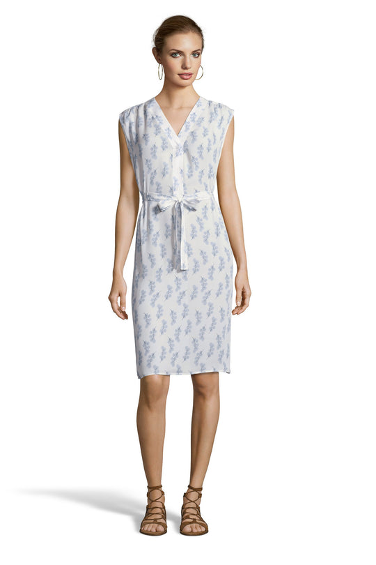 The Sleeveless Tie Waist Dress