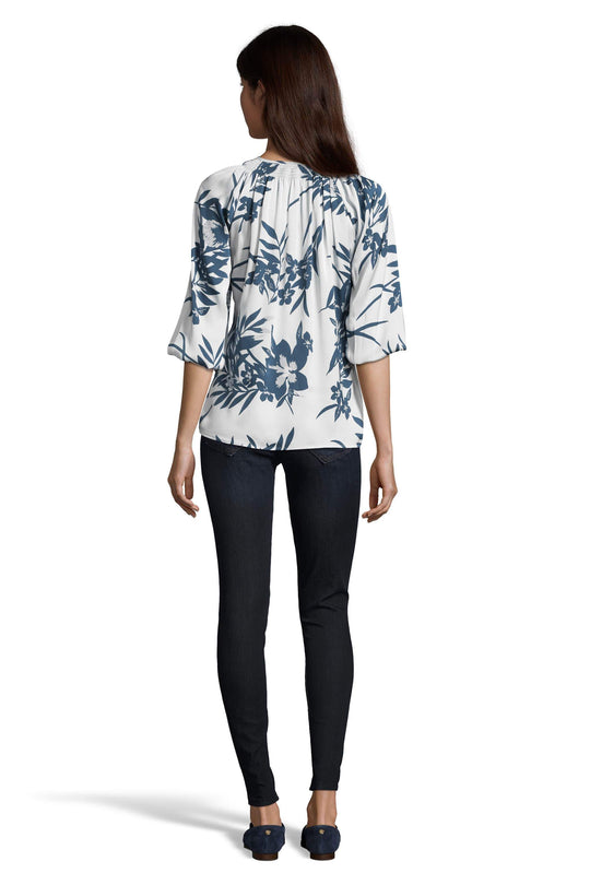 The Classic Blouse | Aveline